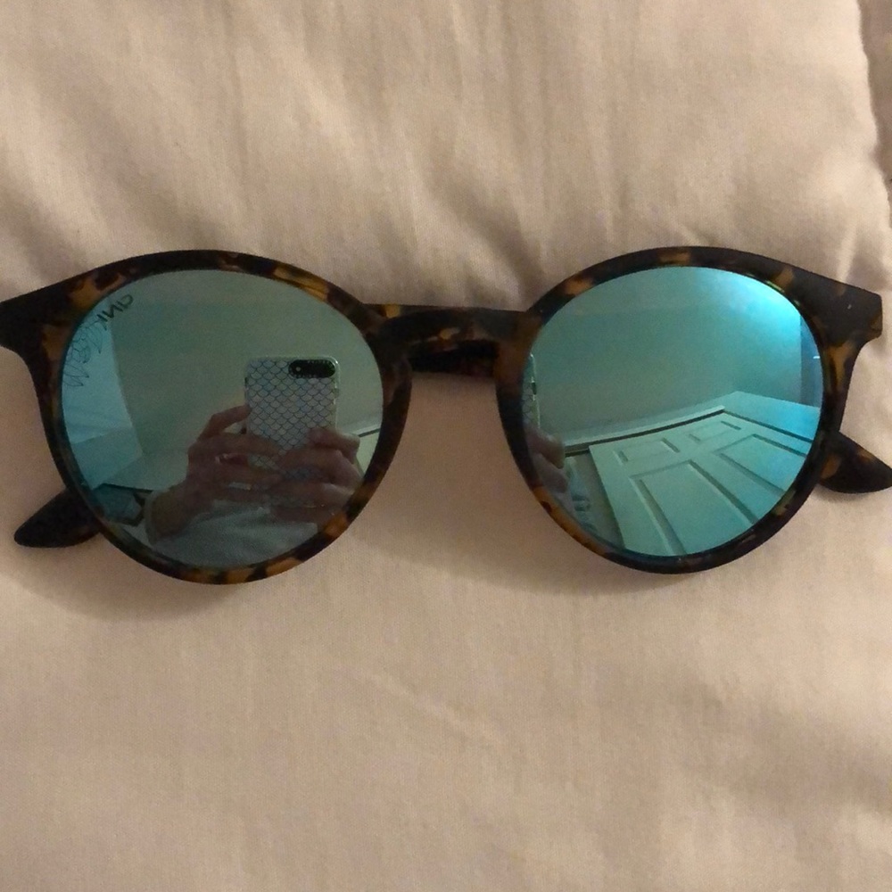 Polarized Round Blue Sunglasses